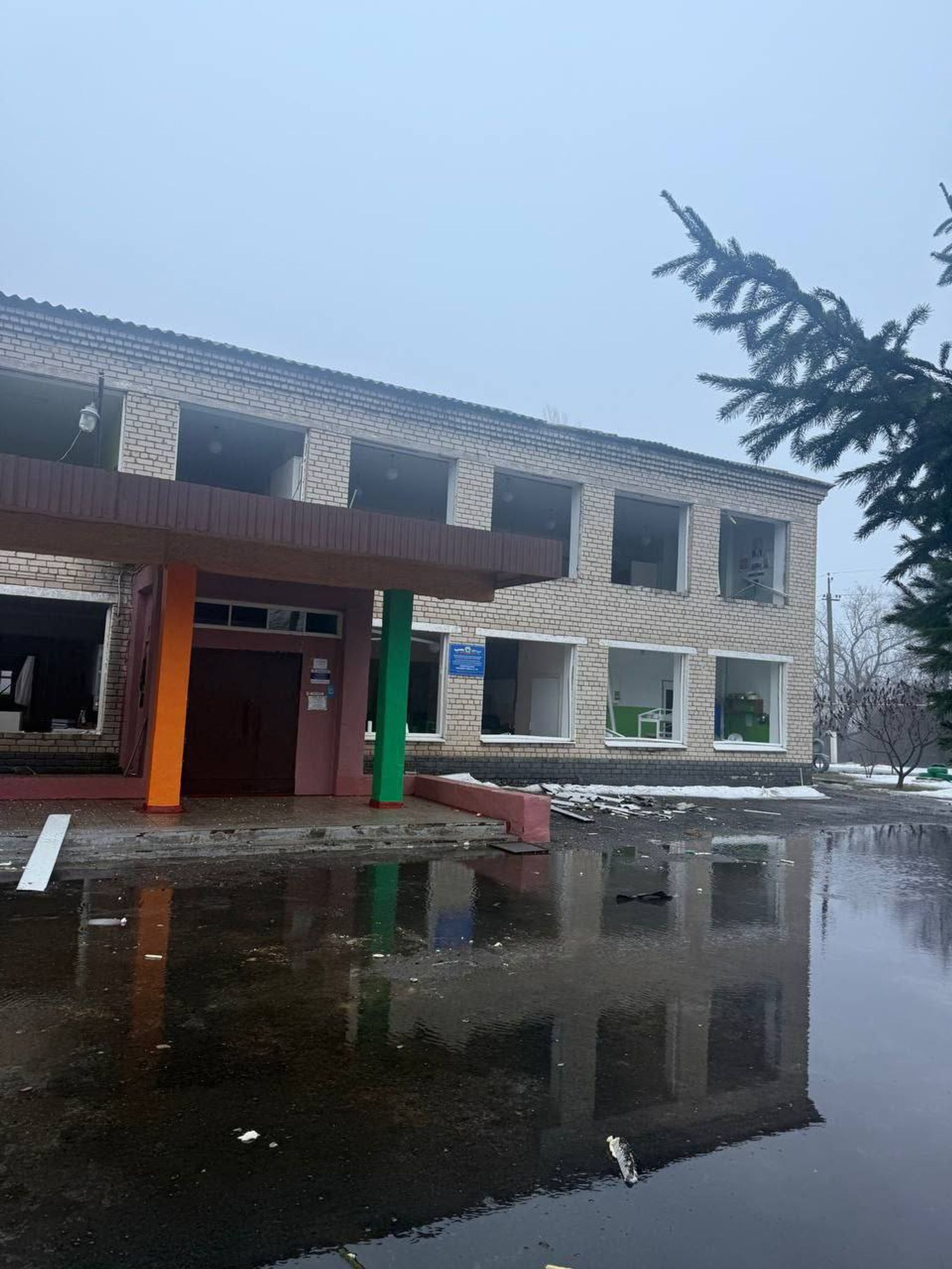 Последствия укранских ударов по поселку Центральный в «ЛНР» 14 февраля 2026 года